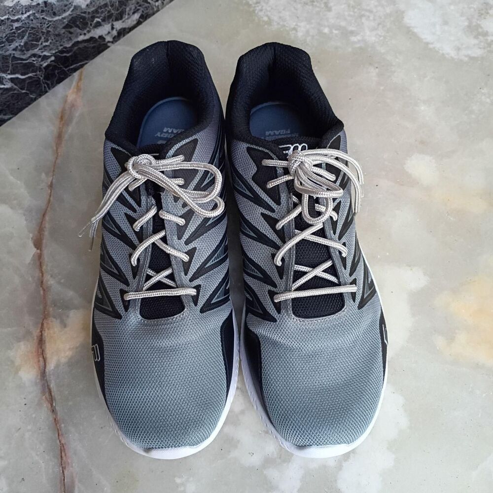 Fila Men's Grey and Black Trainers